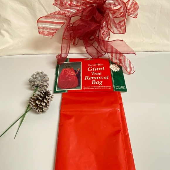 Santa’s Best Christmas 🎄 Giant Tree Removal Bag. - Picture 5 of 7